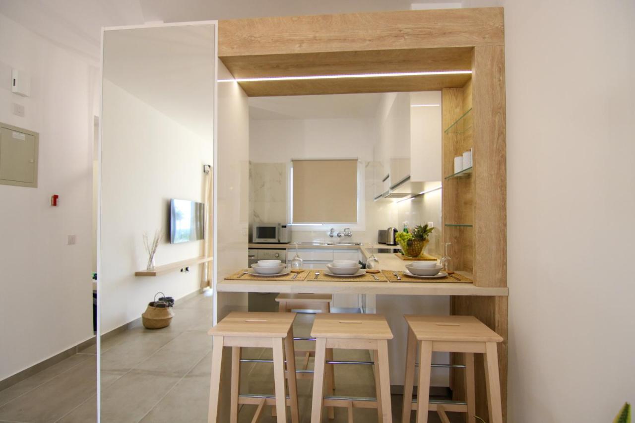 Apartamento Phaedrus Living Seaview Luxury Flat Limnaria 153 Paphos Exterior foto