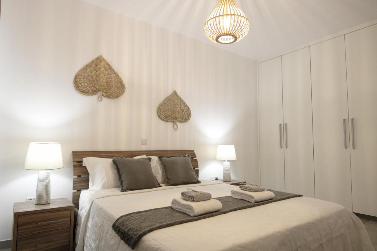 Apartamento Phaedrus Living Seaview Luxury Flat Limnaria 153 Paphos Exterior foto